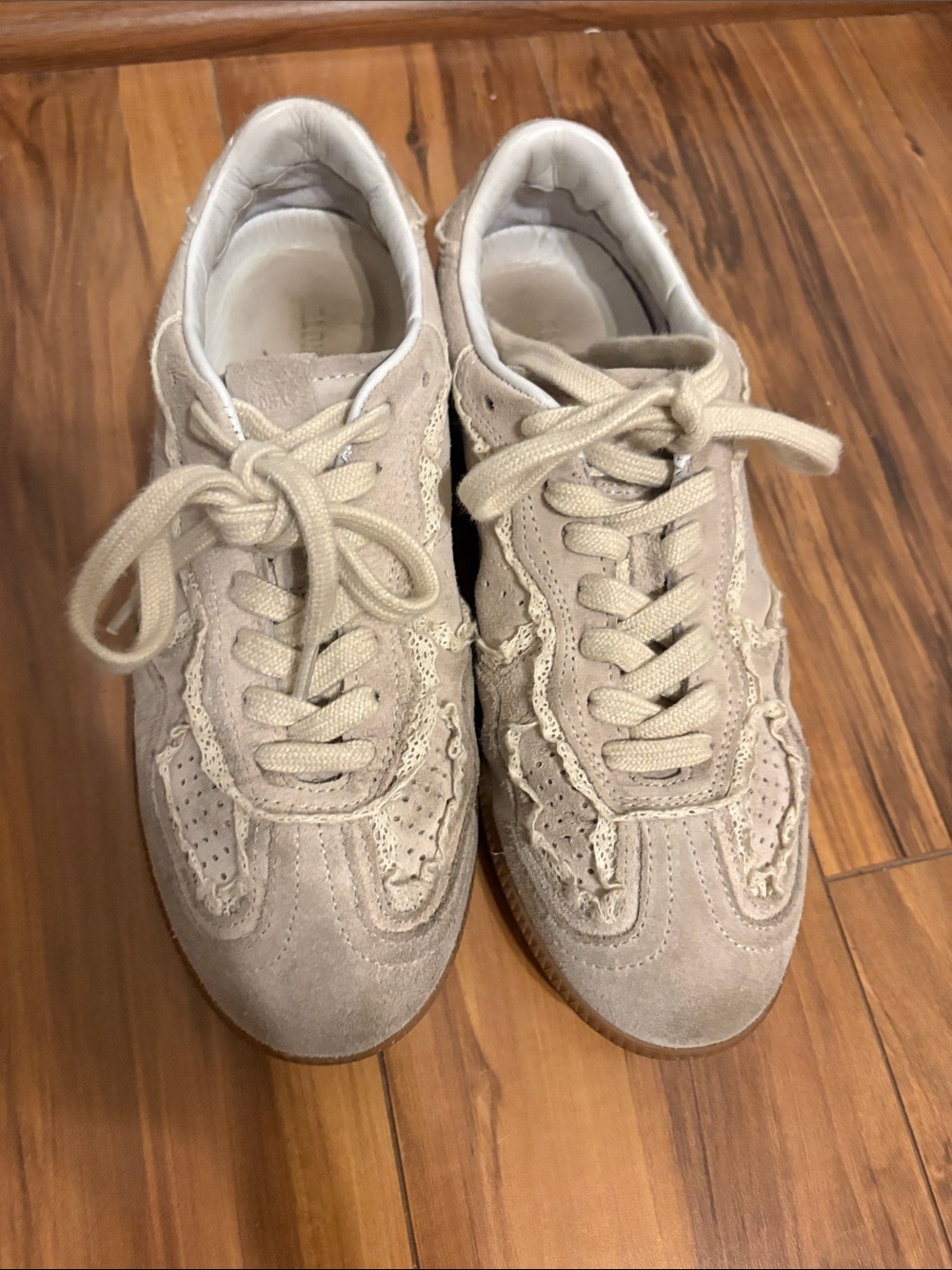 ALOHAS Lace Shoes - Picture 5 of 5